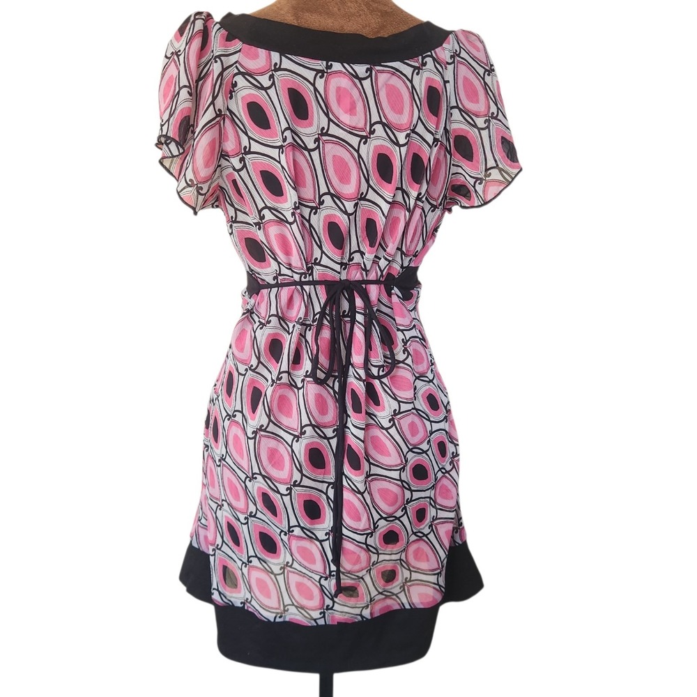 Vintage Rue 21 Y2K Blouse Size XL Pink Retro Print Tie Back Top Short Sleeve - Picture 3 of 8